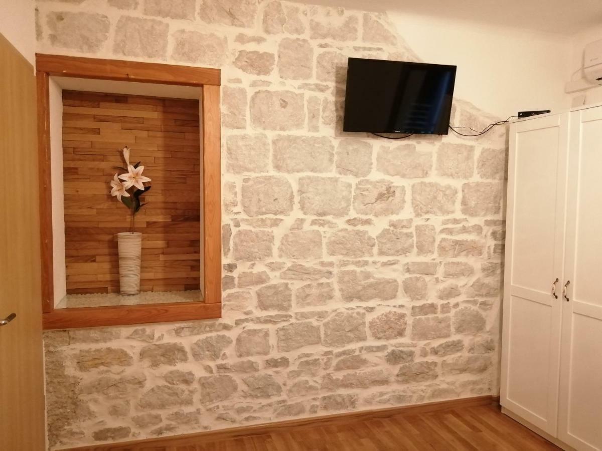 Studio Apartment Sabljic Kaštela Eksteriør bilde